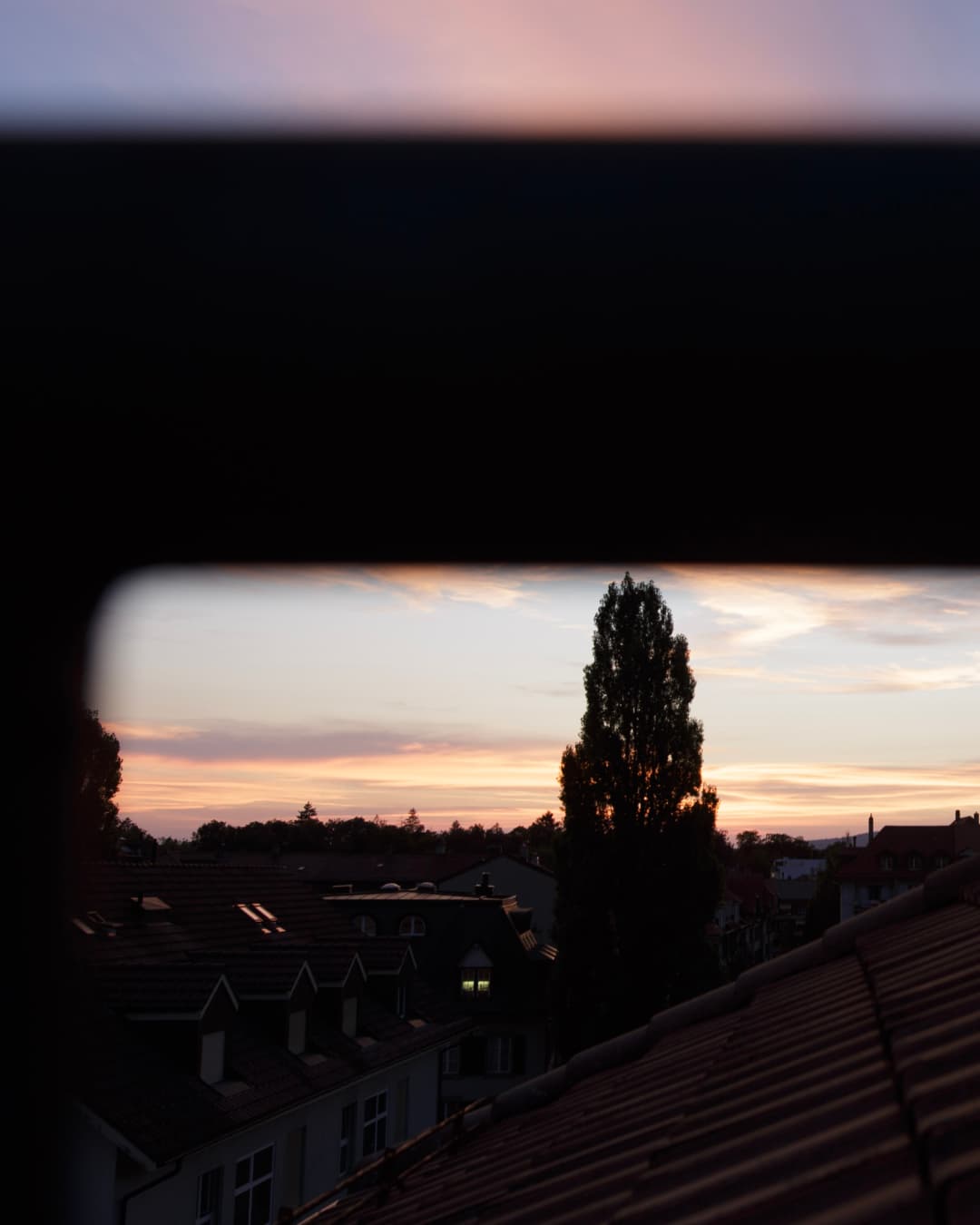 Chaque media est horodaté via la blockchain, garantissant une preuve d'antériorité infalsifiable. Vous pouvez ainsi prouver que votre travail existait à une date précise.